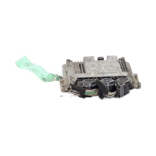 Calculateur moteur renault - calculateur,